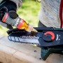 metabo Akku-Gehölzsäge MS 18 LTX 15 wird geölt.