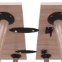 SOTECH Tischplattenverbinder SURF aus schwarzem Kunststoff, klappbar, verbindet zwei helle Tischplatten von unten.
