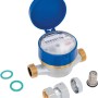 Zapfhahnzähler für Kalt- und Warmwasser, 25 mm x R 3/4 Innengewinde, mit blauem Deckel und Zubehör.