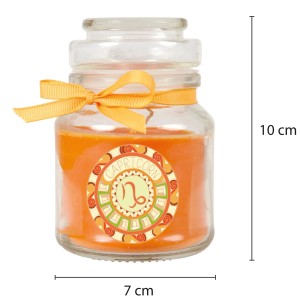 Duftkerze im Glas mit Sternzeichen Steinbock und Honigmelonen-Duft, verziert mit gelber Schleife.