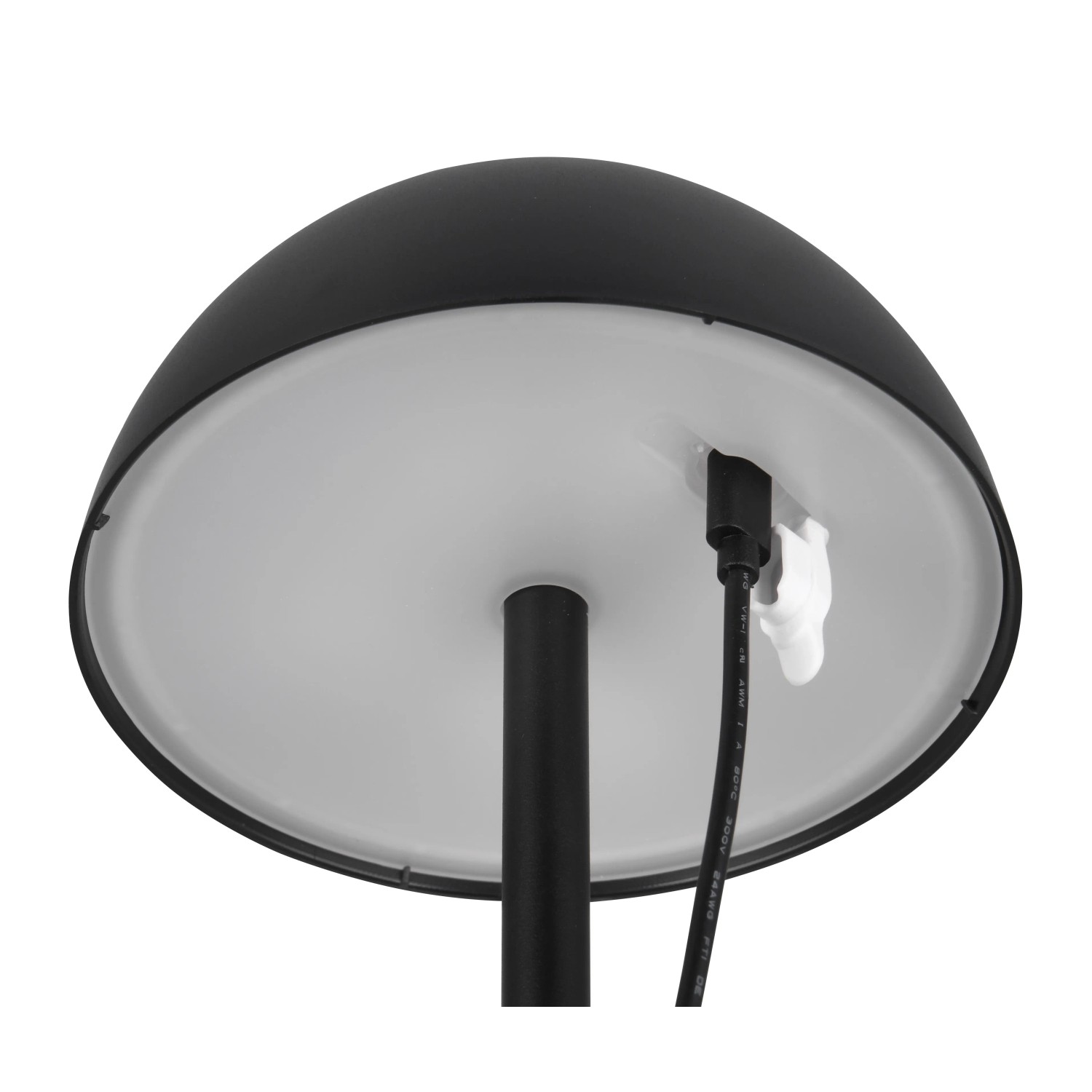 Detailaufnahme der Reality LED-Tischleuchte Ricardo, schwarz matt, mit USB-Kabel.