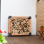 Westmann Kaminholzregal Michel aus Lärchenholz, gefüllt mit Holzscheiten. Praktische Lagerung für Kaminholz.