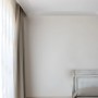 Weiße ORAC DECOR C991 Eckleiste für indirekte Beleuchtung und Gardinen, 200 cm lang.