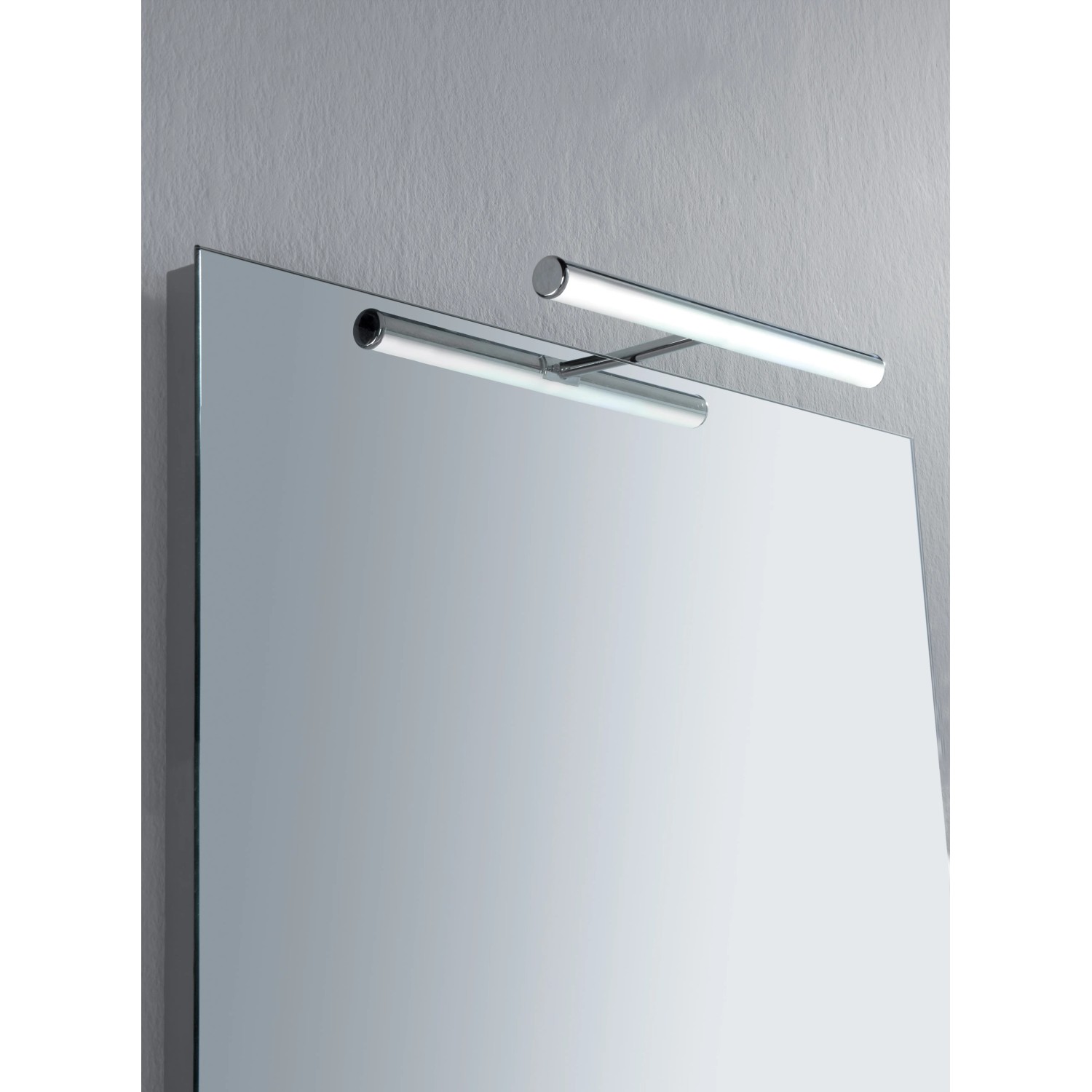LED-Spiegelleuchte Irene S3, 28,6 cm, Chrom/Aluminium, neutralweißes Licht.