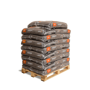 Palette mit 26 Säcken Galamio Pinienrinde Mix Fein (1560l) auf einer Holzpalette.