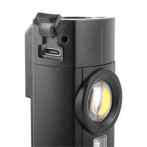 STAHLWERK LED Arbeitsleuchte AL-3 ST, Nahansicht der Lampe mit USB-Anschluss und COB-Licht.