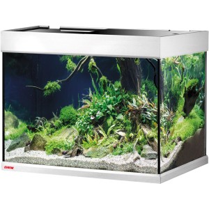 Eheim Proxima TEC 175 Aquarium-Komplettset in Weiß mit Pflanzen und Dekoration.