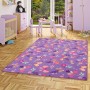 Lila Snapstyle Kinderteppich mit Schmetterlingen, 160x160 cm, im Kinderzimmer.