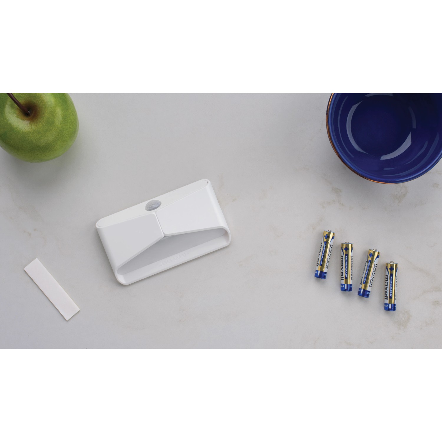 Mr.Beams MB710 Batterieleuchte mit Sensor, weiß, inklusive Batterien und Klebestreifen.