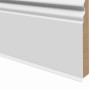 Weiße Sockelleiste Cubu im Hamburger Stil, 18x80x2500 mm, für einen sauberen Wandabschluss.