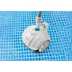 Weißer Auto Pool Cleaner ZX50 Poolroboter im Schwimmbad.