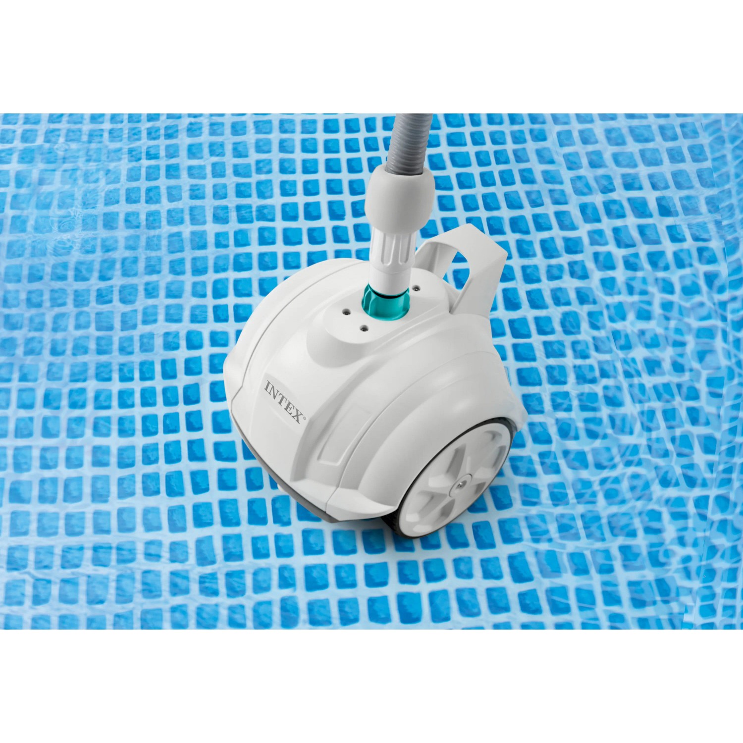 Weißer Auto Pool Cleaner ZX50 Poolroboter im Schwimmbad.