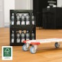 Wagner Transporthilfe Protection mit Getränkekisten und 4 Rollen auf Holzboden.