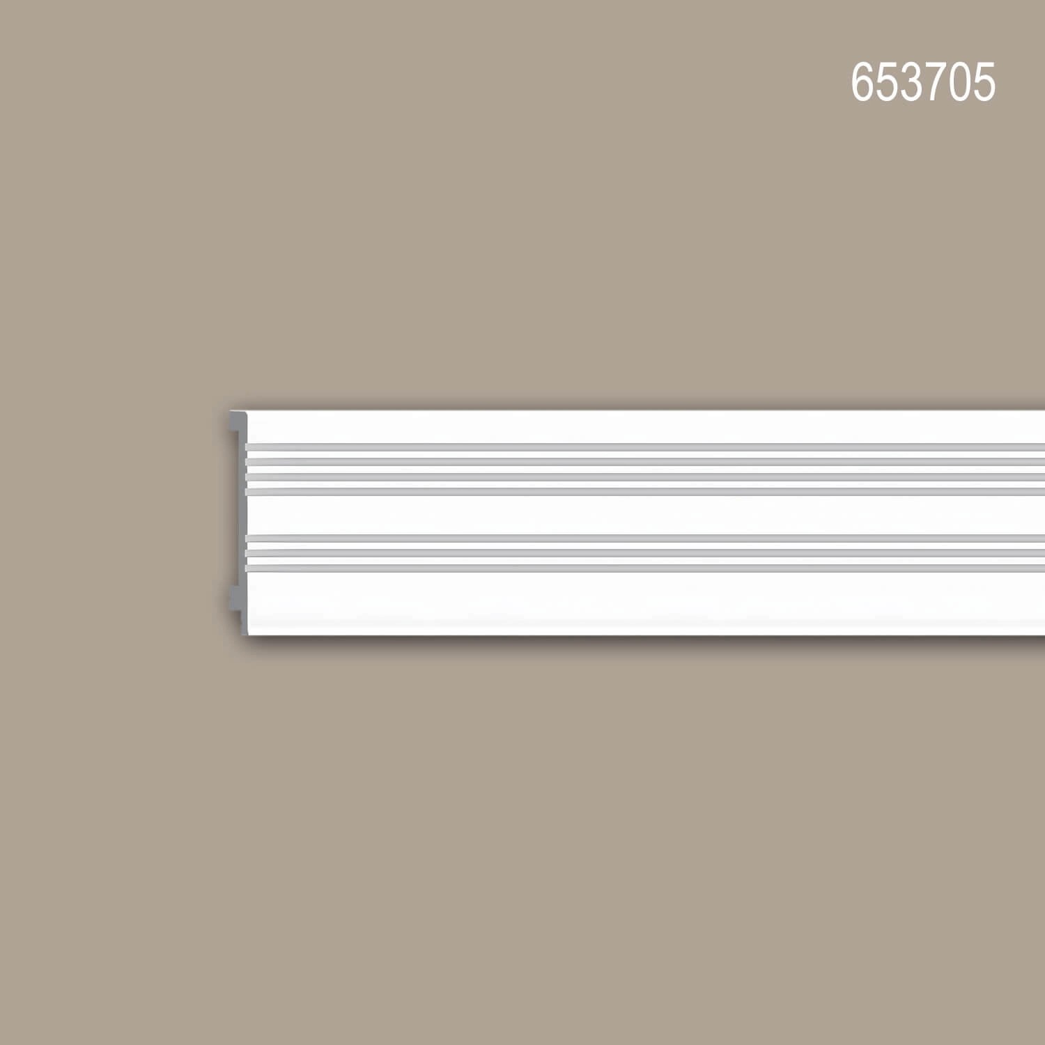 PROFHOME Sockelleisten-Set, 16 weiße Fußleisten (32 m) für indirekte Beleuchtung.