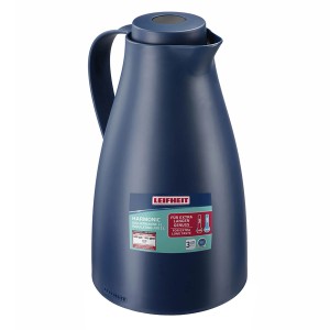 Dunkelblaue Isolierkanne Harmonic von Leifheit, 1 Liter Fassungsvermögen.