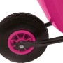 Detailaufnahme: Rad der pinken Pro-Bau-Tec Kinderschubkarre, pannensicher.