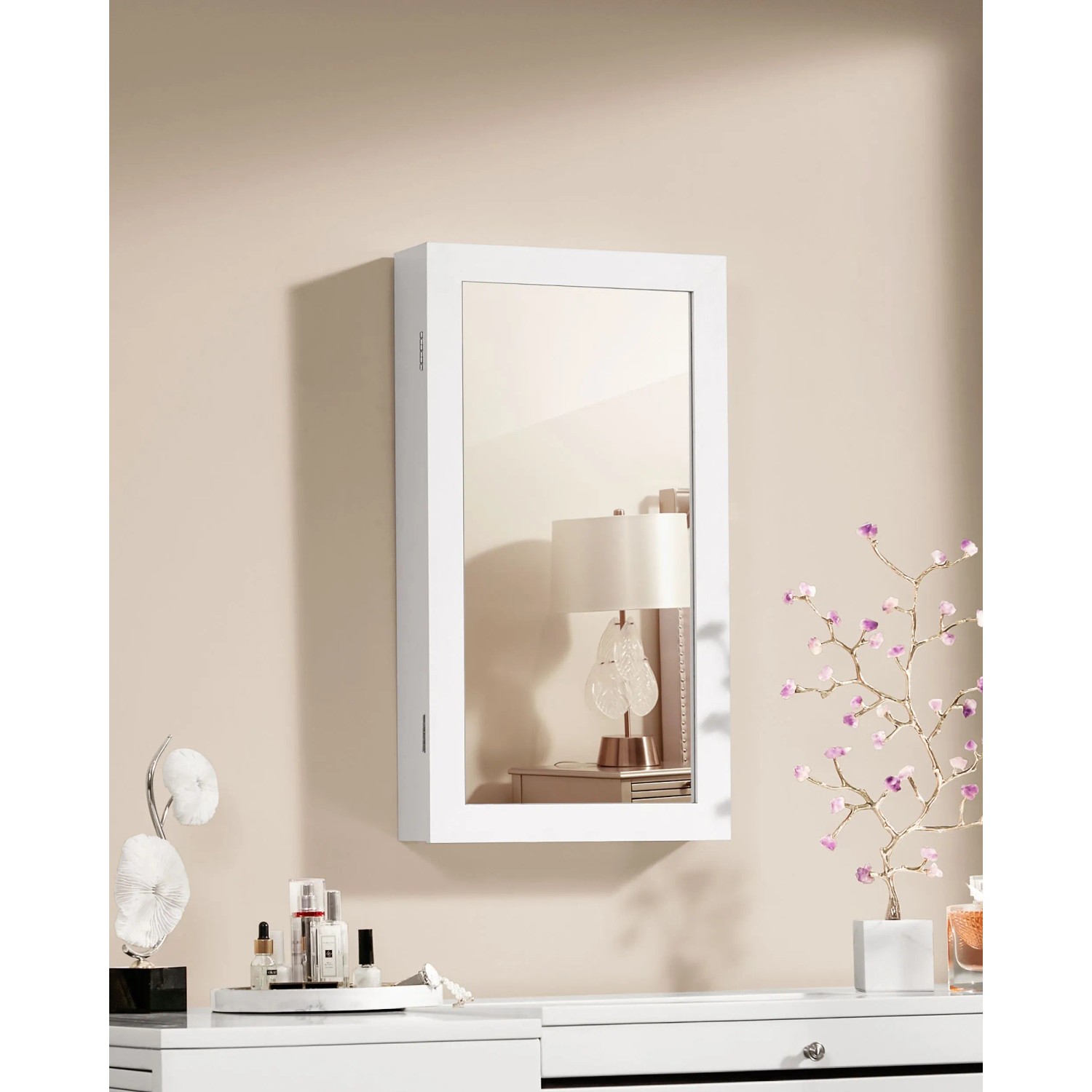 Songmics Schmuckschrank Berit zur Wandmontage, weiß, mit Spiegel. Aufbewahrungsbox für Schmuck.