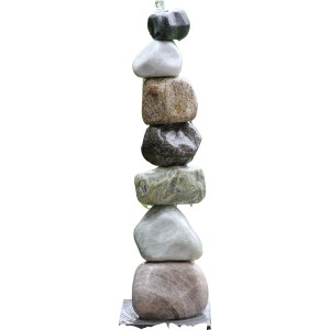 Silex Findlings-Quellstein für den Garten, gestapelte Natursteine mit Wasserlauf.