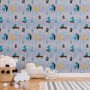 Vliestapete mit Dinosaurier-Motiv in Blau und Gelb für das Kinderzimmer.