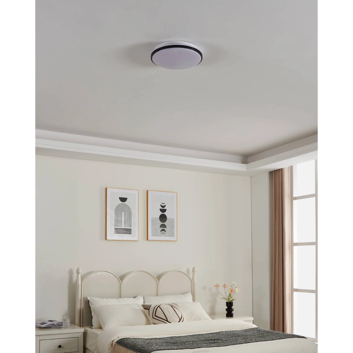 Moderne, schwarze LED-Deckenleuchte Expert Margidore (Ø 34cm) von Eglo für Feuchträume.