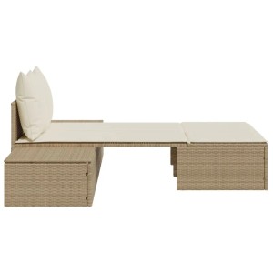 Beige Doppel-Sonnenliege aus Poly Rattan mit Auflagen und Kissen.