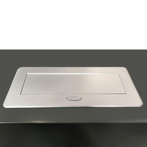 Emuca Multistecker Atom in Grau-Metallic für Schalterprogramme.
