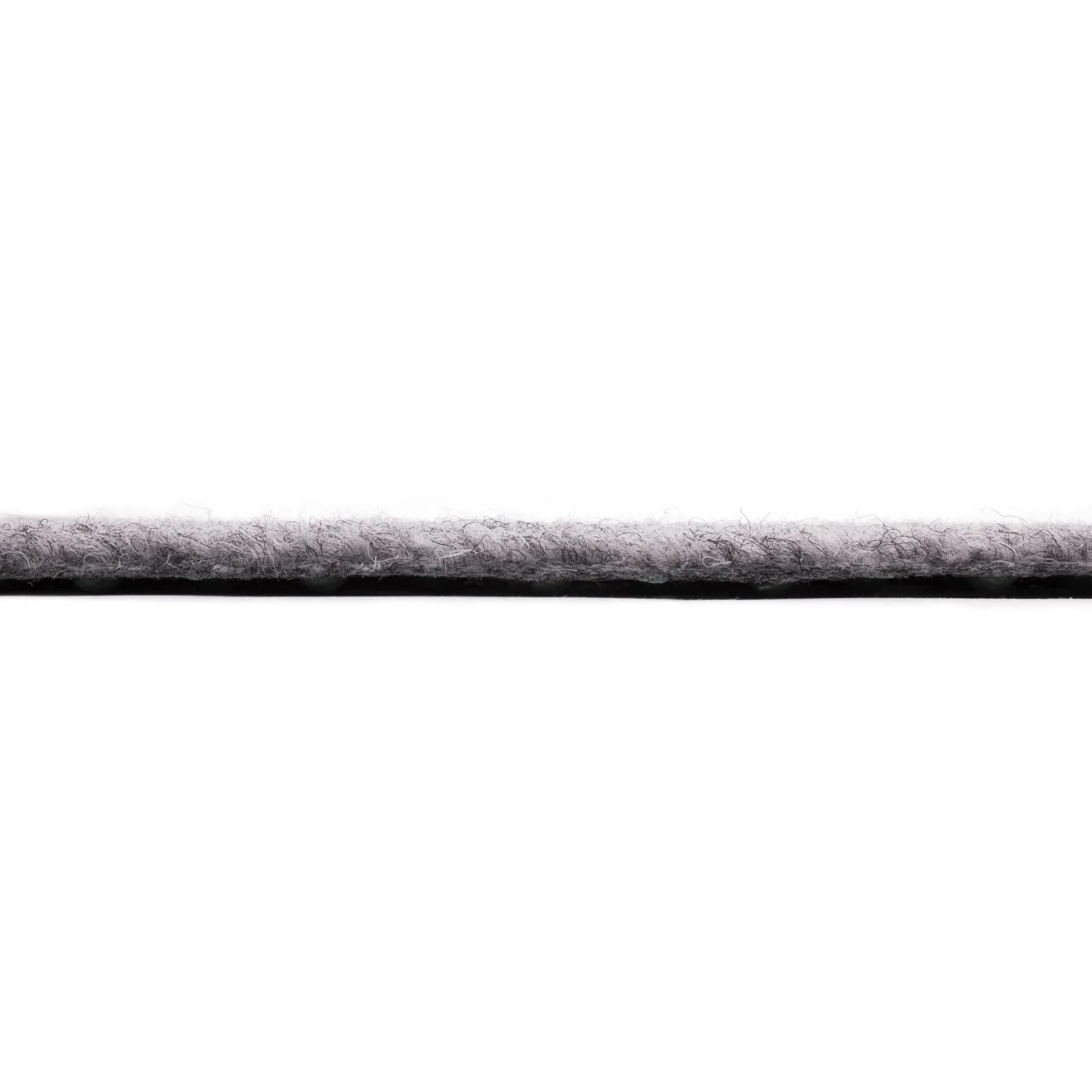 Detailaufnahme: Primaflor Rasenteppich Green Grau, ideal für Balkon und Terrasse.