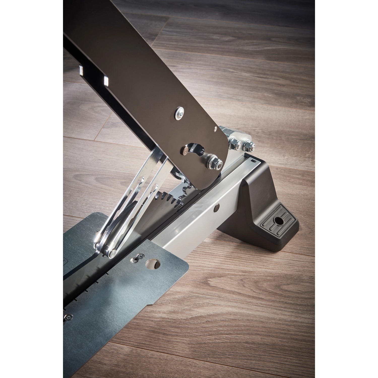 wolfcraft Vinyl und Laminatschneider VLC 1000 kaufen bei OBI