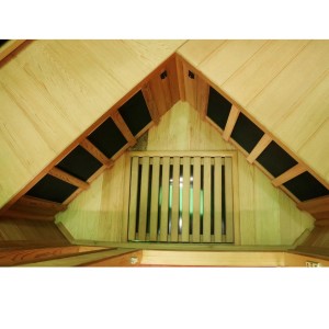 Innenansicht der Dewello Infrarotkabine Lakefield Pro aus Hemlock und Zeder mit Lüftung.