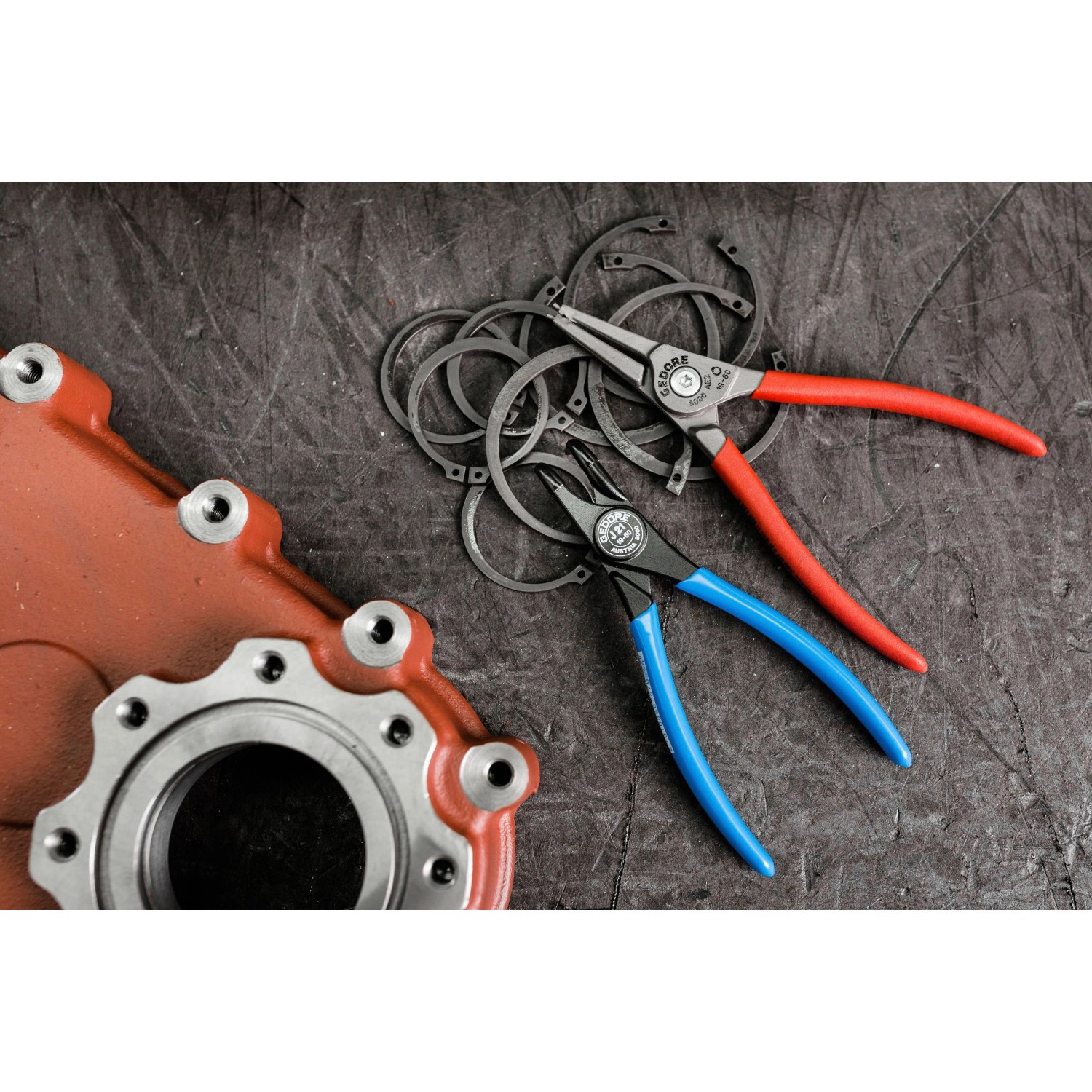 Gedore Montagezange für Innensicherungsringe gewinkelt Ø 19-60mm_13