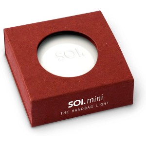 Brainstream SOI.mini Taschenlampe in roter Verpackung.