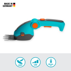 Gardena Akku-Grasschere ComfortCut Li mit USB-C Ladekabel und LED-Anzeige.