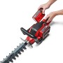 Einhell Akku-Heckenschere GE-CH 36/65 Li-Solo mit eingesetztem Akku der Power X-Change Familie.