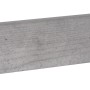 Sockelleiste in Sichtbeton-Optik, 58x19x2400 mm, mit integriertem Kabelkanal.