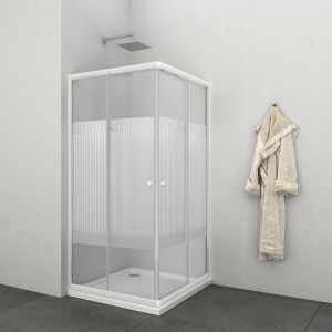 Sanotechnik Eckduschkabine 80x80 mit Streifenglas und weißen Profilen.