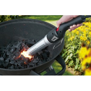 Jamestown CMI Elektro-Grillanzünder beim Anzünden von Grillkohle im Grill.