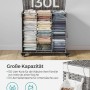 Grauer Songmics Wäschekorb mit Deckel, 140 l, 3 Fächer, mit Rollen.
