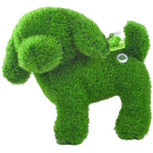 Grüne AniPlants Gartenfigur Hund, pinkelnd, 50 cm. Dekorative Gartendeko.