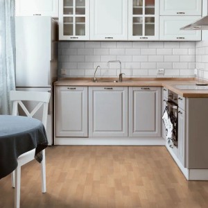 Küche mit Karat CV Bodenbelag Atlantic Buche-Optik, PVC Boden in Holzoptik.