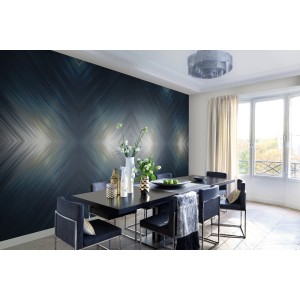 Esszimmer mit blauer Erismann Fototapete Guido Maria Kretschmer Lightning mit geometrischem Muster.