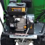 Detailaufnahme: Motor und Ketten des Zipper Miniraupendumpers ZI-MD300 mit Schneeschild.