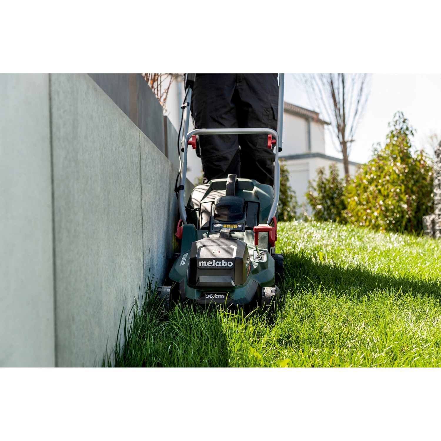 metabo AkkuRasenmäher RM 3618 LTX BL 36 inkl. 2 Akkupacks 18V u. 2
