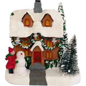 Beleuchtete Weihnachtsdorf Figur: Haus, Schneemann, Kind, Tannenbäume. Detailreiche Weihnachtsdekoration aus Kunststoff.