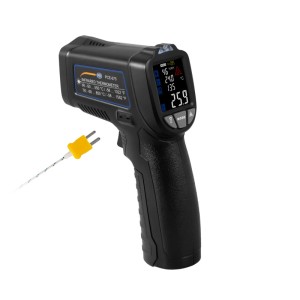Schwarzes PCE Instruments Digitalthermometer 675 mit Display und Temperaturfühler.
