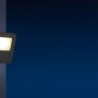 Schwarzer LED-Außenstrahler Floodlight, 10W, 1300lm, zur Wandmontage.