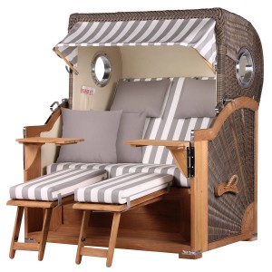 Komplettset: Grauer Strandkorb Königssee aus Teak mit Bullauge, Fußstützen, Bistrotischen und Schutzhülle.