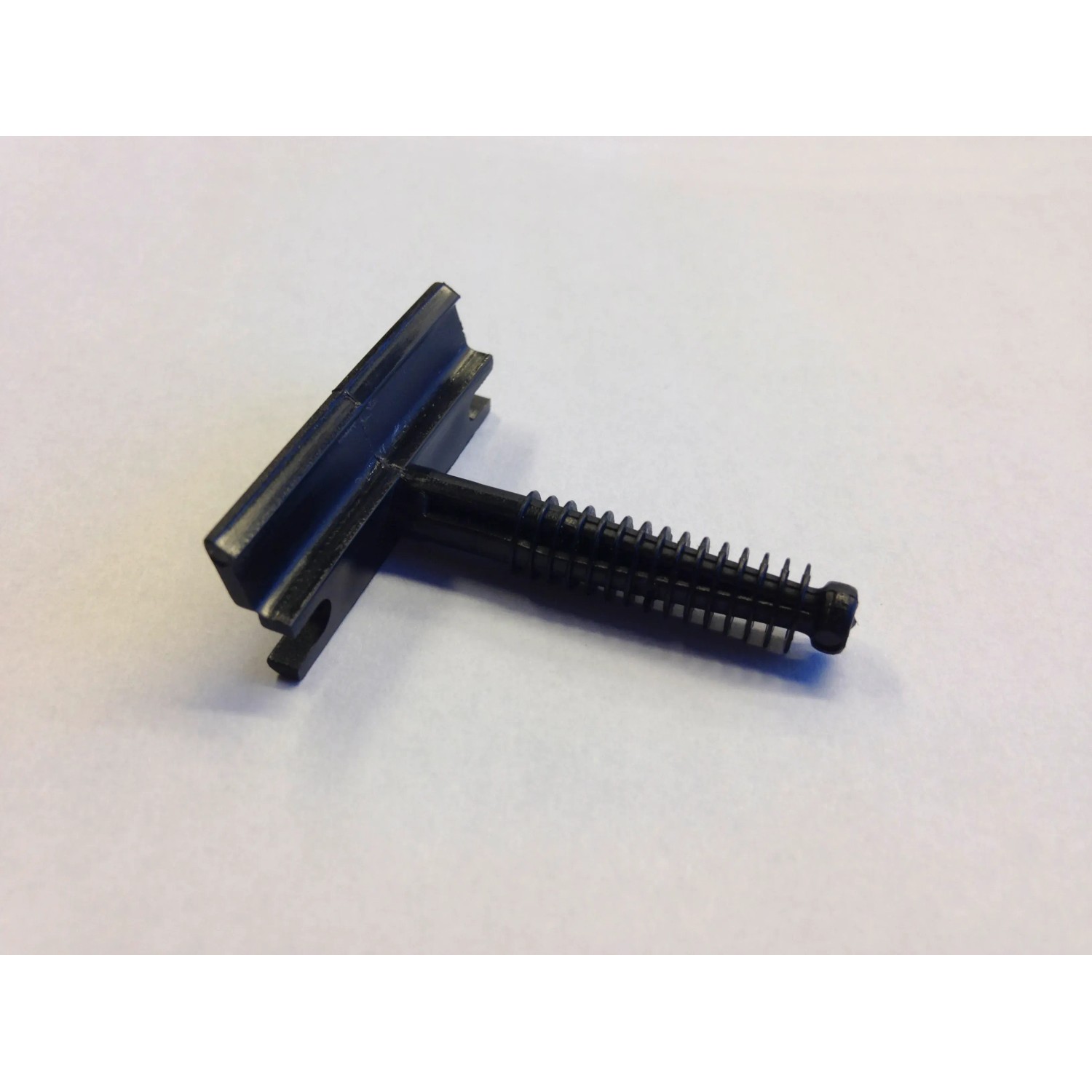 Leistenclip Easy-Fix für Sockelleisten, Zubehör für Laminat und Parkett.