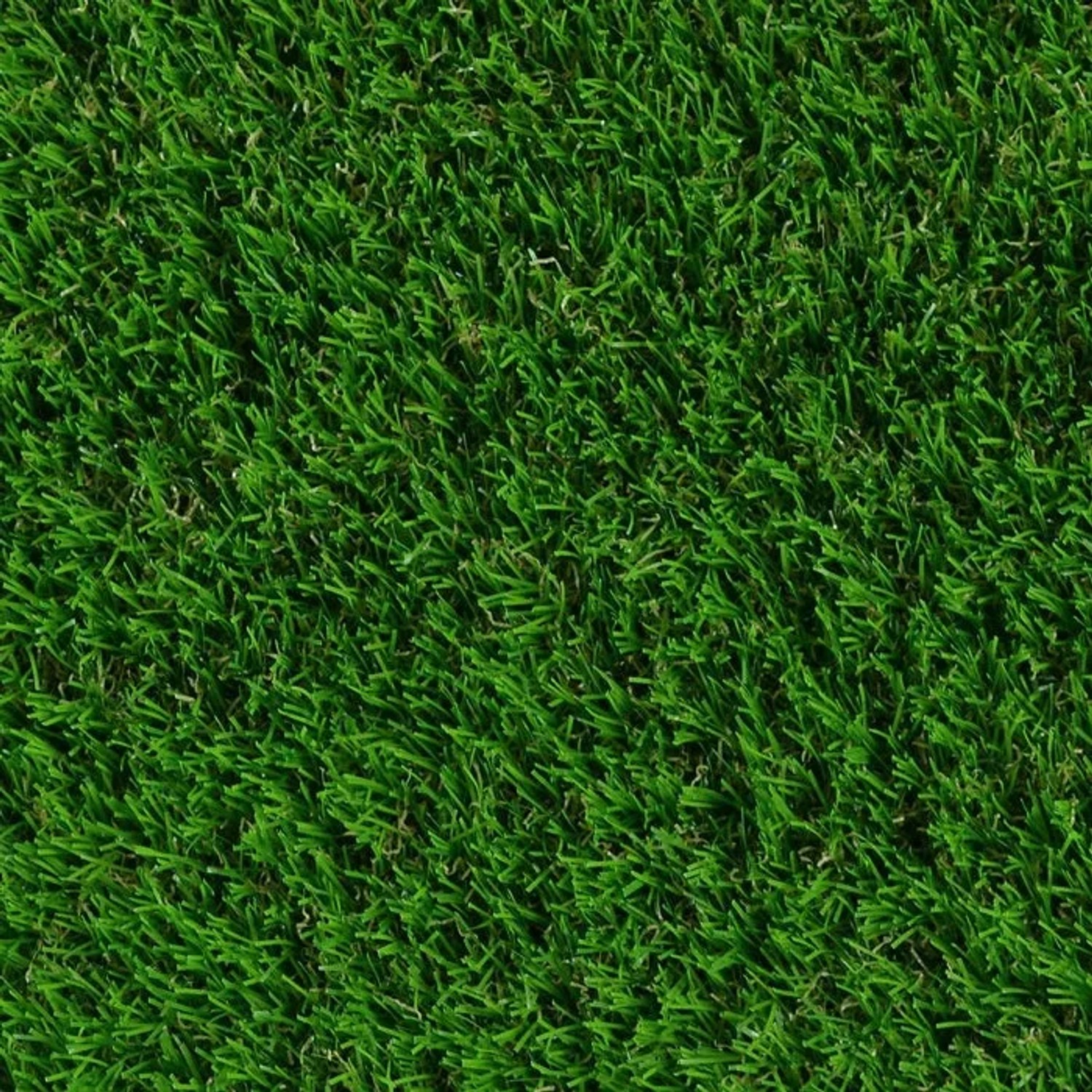 Detailaufnahme von Kunstrasen Vita, 40mm hoch, UV-beständig. Ideal für Garten, Balkon und Terrasse.