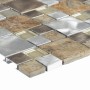 Mosaikfliese aus Glas, Aluminium und Stein in Silber, Beige und Grau, 30x30 cm.