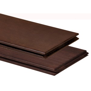 Dunkelbraune GartenLand Bambus Terrassendiele mit glatter und genuteter Oberfläche.